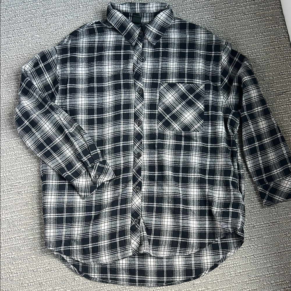 Black and White Plaid Button-Up Shirt